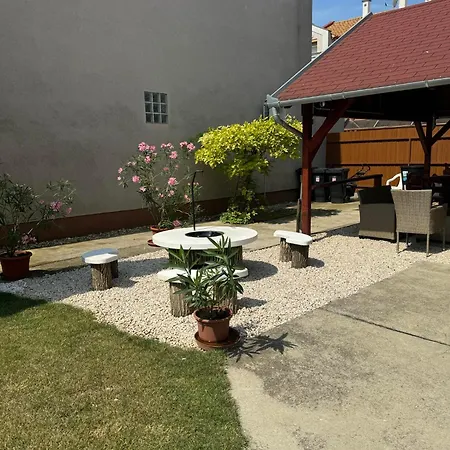 Zoya Apartment Hajduszoboszlo