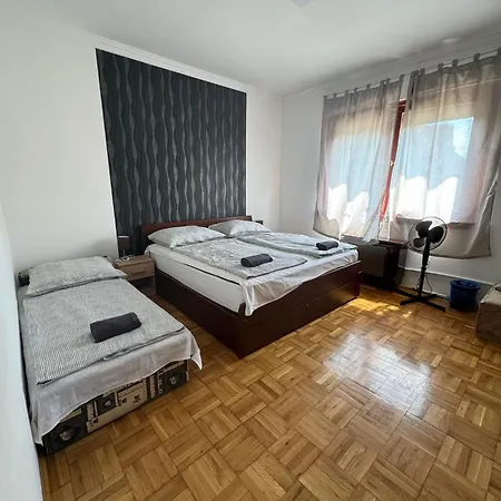 Apartment Zoya *