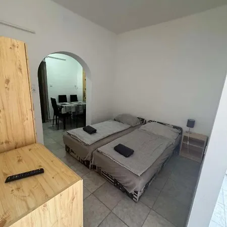 Zoya Apartment